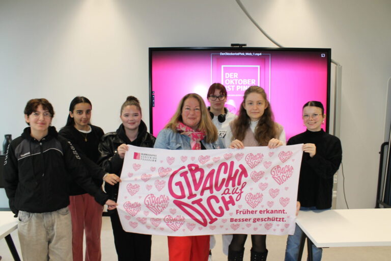 10 7 2025 oktober ist pink foto
